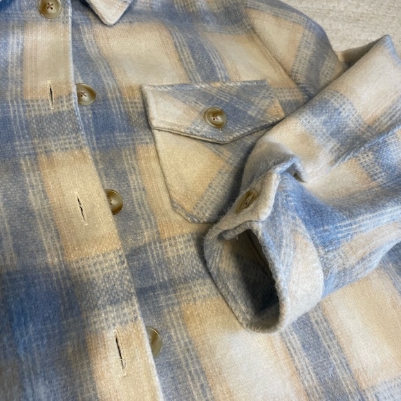 NWOT Thread & Supply Shacket - Large - Picture 2 of 4